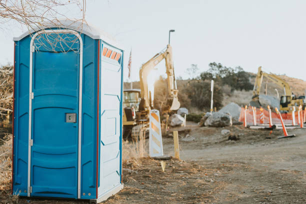 Best Portable toilet rental cost  in Bell, CA